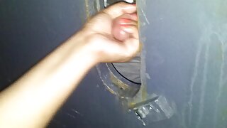 პოლიციელის ფორმაში გ ...